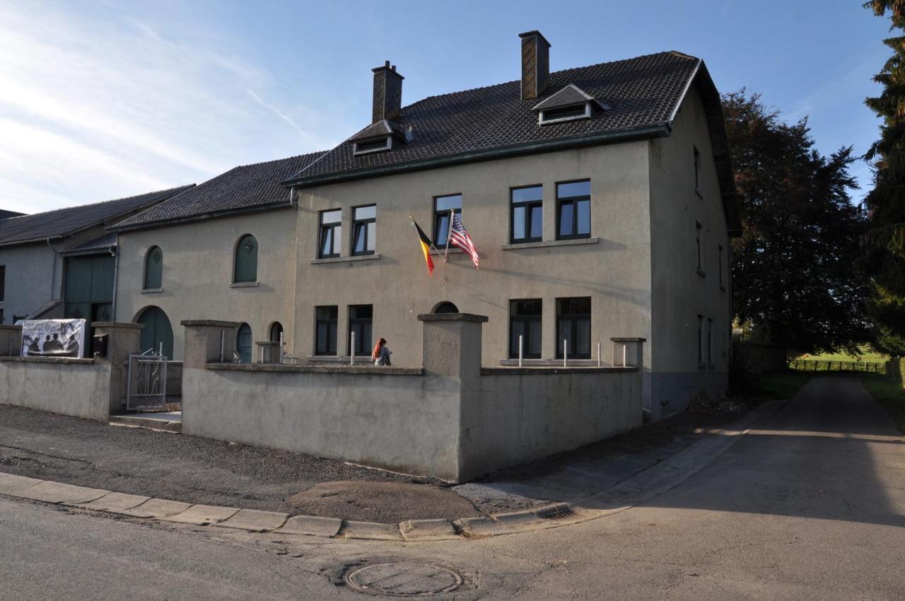 Santa Fe - Lutrebois Panzió Bastogne Kültér fotó